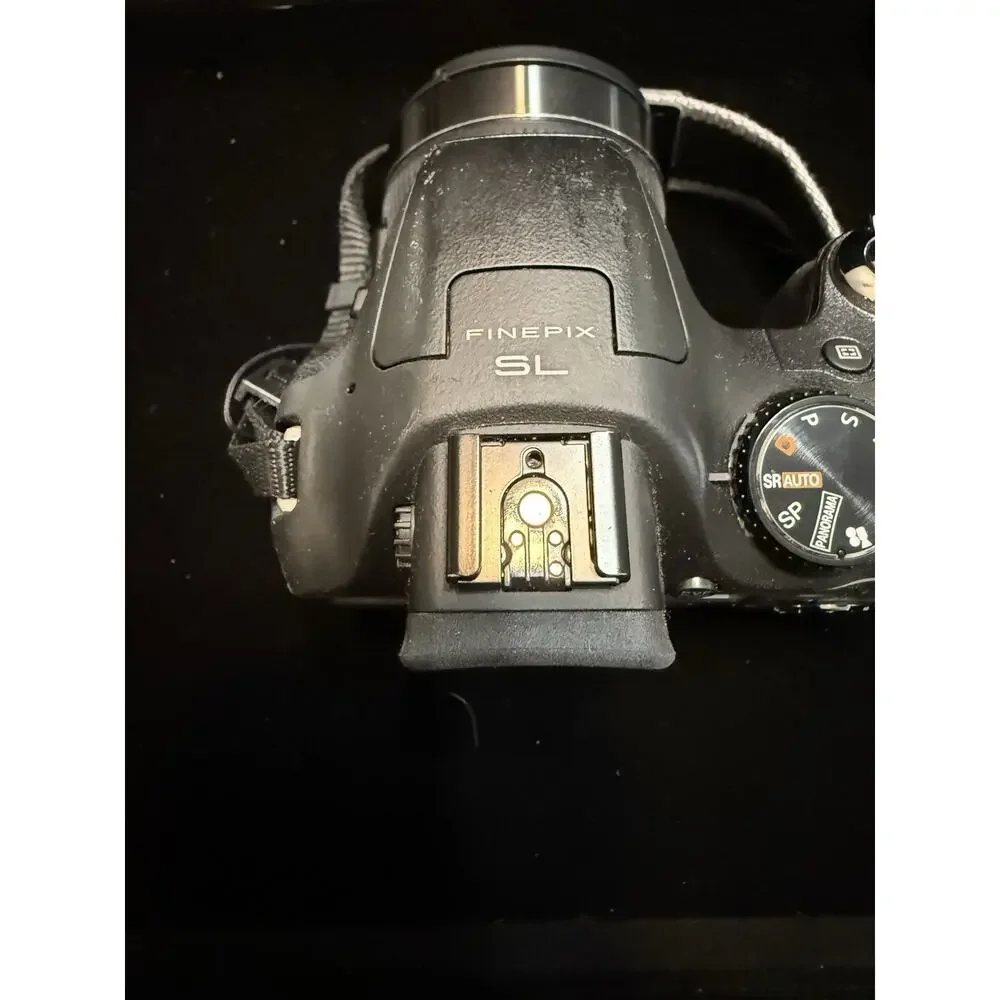 Fujifilm FinePix SL300 Digital Camera 14MP 30x Zoom w/ Accessories & SD Card